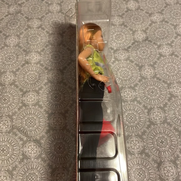 You can be anything Barbie - Picture 3 of 5